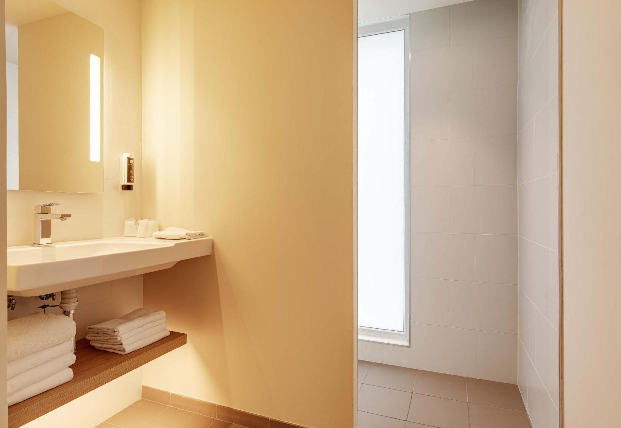 Lillenium Eurasanté Hotel 3*
